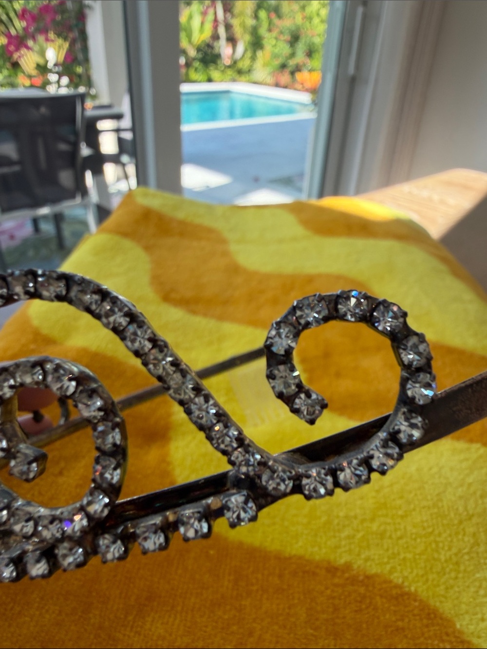 Queen Crown Royal Tiara Rhinestone Accessory - Picture 11 of 12